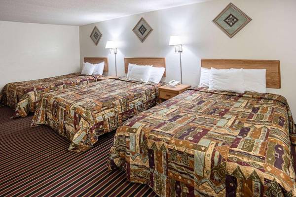 Rodeway Inn & Suites Austin