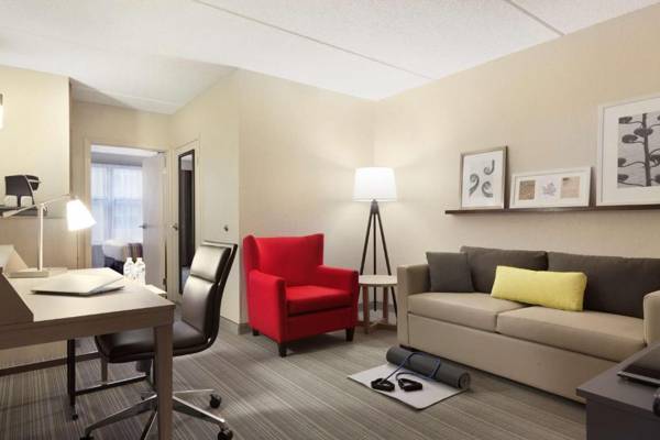 Workspace - Country Inn & Suites by Radisson Bloomington at Mall of America MN