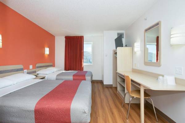 Motel 6-Brooklyn Center MN - Minneapolis