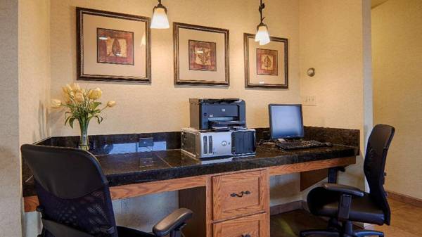 Workspace - Quality Inn & Suites