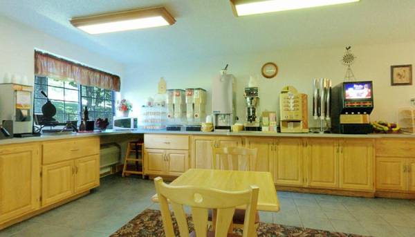 Americas Best Value Inn - Duluth Spirit Mountain Inn