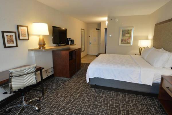 Workspace - Holiday Inn Hotel & Suites Minneapolis-Lakeville an IHG Hotel