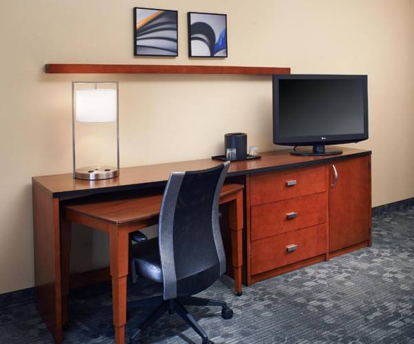 Workspace - Courtyard by Marriott Minneapolis-St. Paul Airport