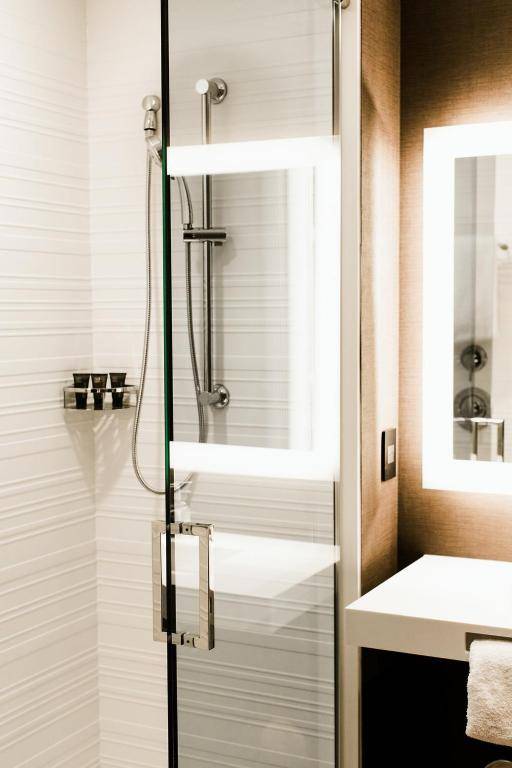 AC Hotel by Marriott Minneapolis West End