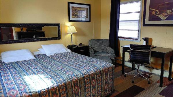 Colonial Inn New Ulm Extended Stay