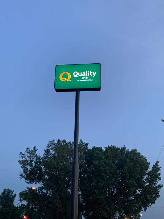 Quality Inn Owatonna Near Medical Center