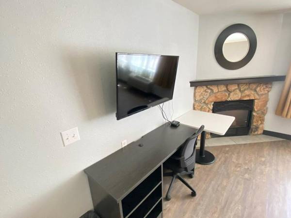 Workspace - Pinetop Studio Suites