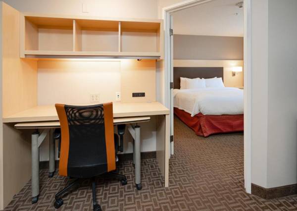 Workspace - TownePlace Suites Rochester