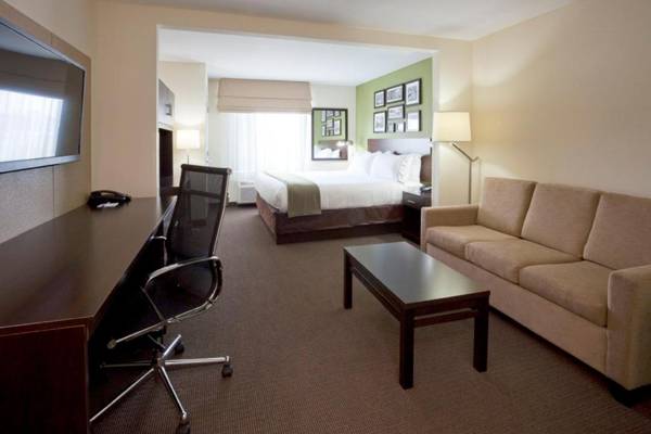 Workspace - Holiday Inn Express Hotel & Suites Rogers an IHG Hotel