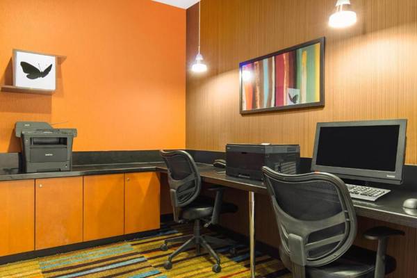 Workspace - Fairfield Inn & Suites St. Cloud