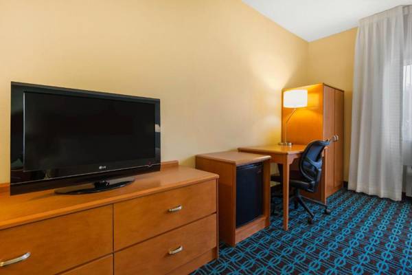 Fairfield Inn & Suites St. Cloud