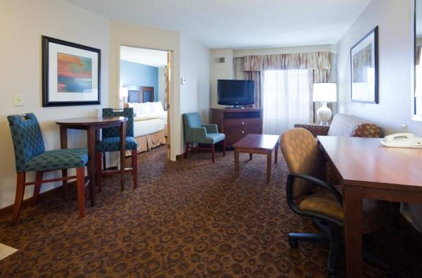 Holiday Inn Express and Suites St. Cloud an IHG Hotel