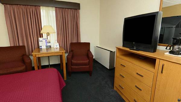 Americas Best Value Inn and Suites St. Cloud