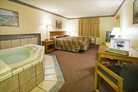 Americas Best Value Inn-Thief River Falls