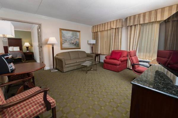 Best Western Plus White Bear Country Inn