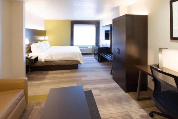 Holiday Inn Express & Suites - Worthington an IHG Hotel