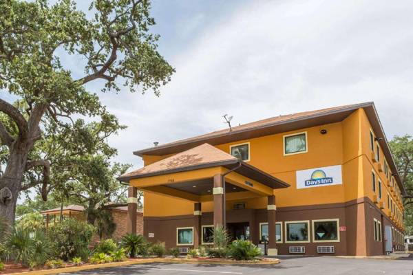 Days Inn by Wyndham Biloxi Beach