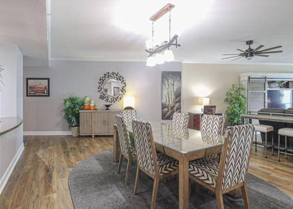 Sea Breeze 1011 Penthouse