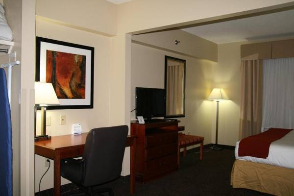 Workspace - Holiday Inn Express Hotel & Suites Greenville