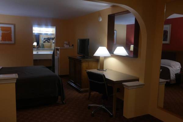 Workspace - Legacy Inn & Suites