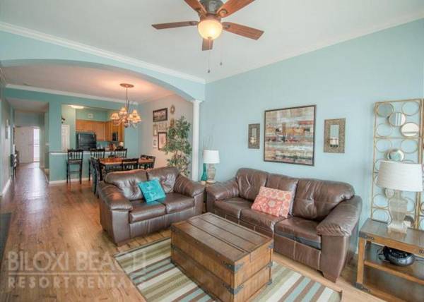 Legacy I 1303 Penthouse