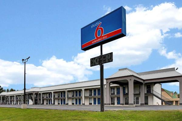 Studio 6 Meridian MS Bonita Lakes