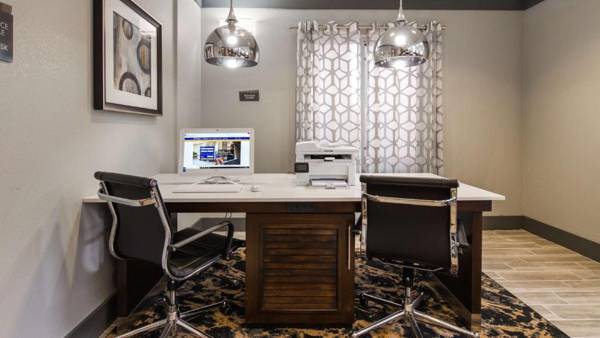 Workspace - Best Western Plus Philadelphia-Choctaw Hotel and Suites