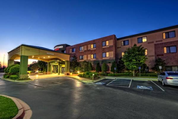 Courtyard by Marriott Memphis Southaven