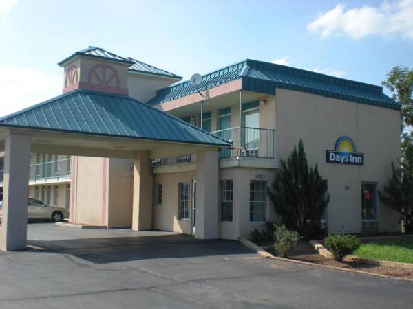 Days Inn by Wyndham West Point