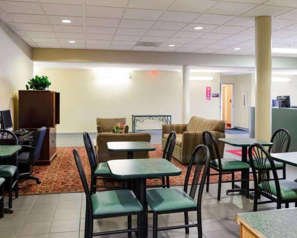 Workspace - Econo Lodge Yazoo City