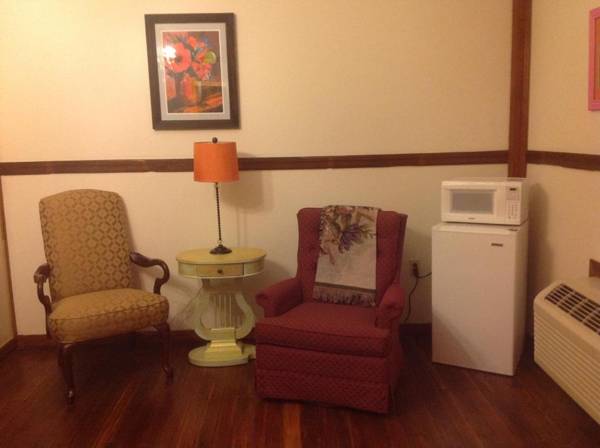 The Main Street Hotel