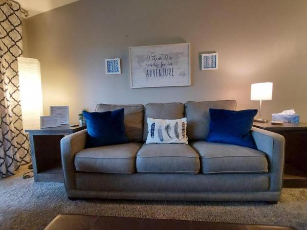 Placid Place - Walk to Marina - FISHING - Stylish - BOAT RENTALS - Central spot!