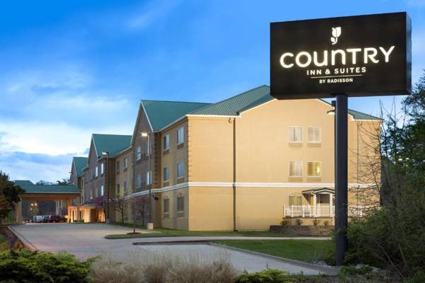 Country Inn & Suites by Radisson Columbia MO