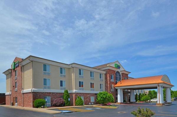 Holiday Inn Express Hotel & Suites Farmington