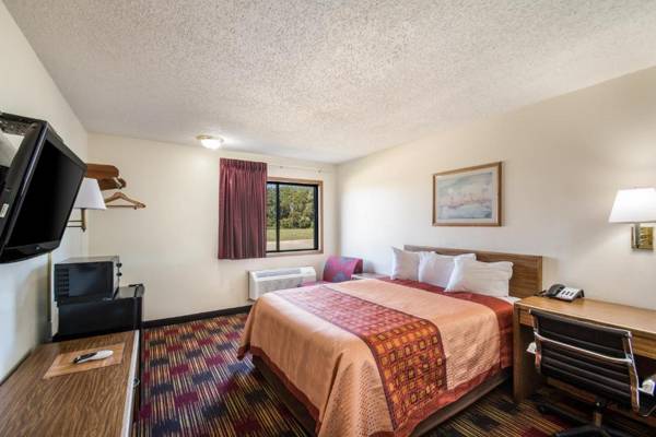 Workspace - Americas Best Value Inn & Suites Harrisonville