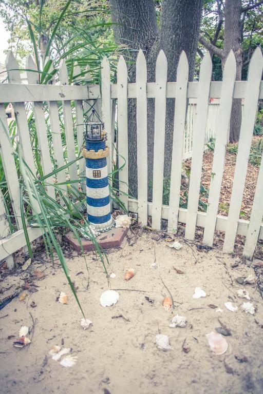 Silver Heart Inn & Cottages