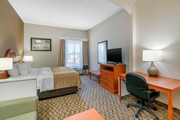 Workspace - Quality Inn & Suites - Jefferson City