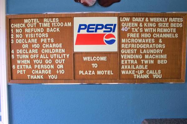 Plaza Motel