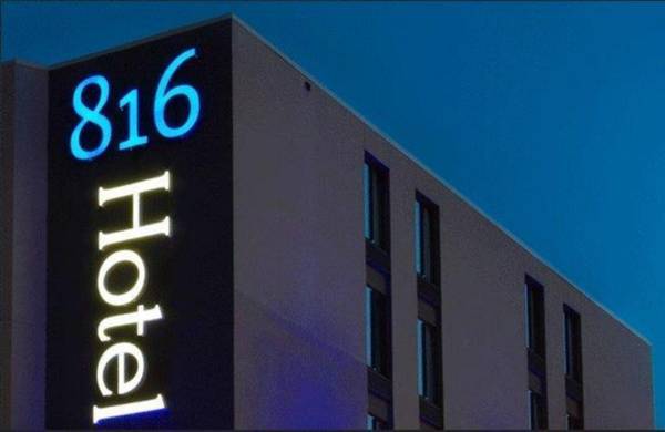 Hotel Westport Kansas City Tapestry Collection by Hilton