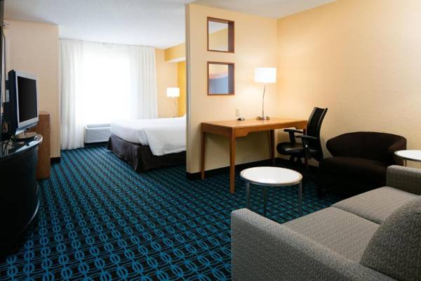 Fairfield Inn & Suites Kansas City Airport