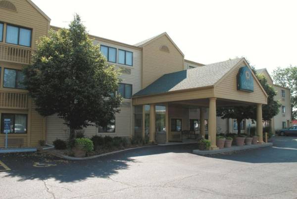 La Quinta Inn by Wyndham Kansas City North