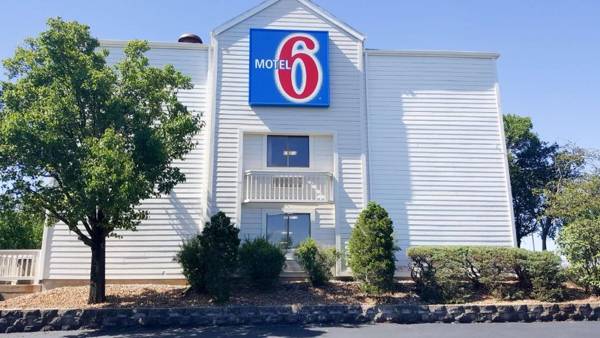 Motel 6-Maryland Heights MO