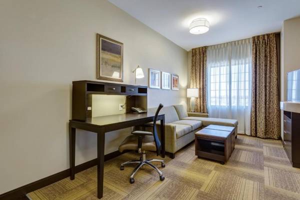 Workspace - Staybridge Suites St Louis - Westport an IHG hotel