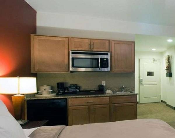 Homewood Suites by Hilton St. Louis - Galleria