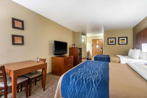 Comfort Inn & Suites Springfield I-44