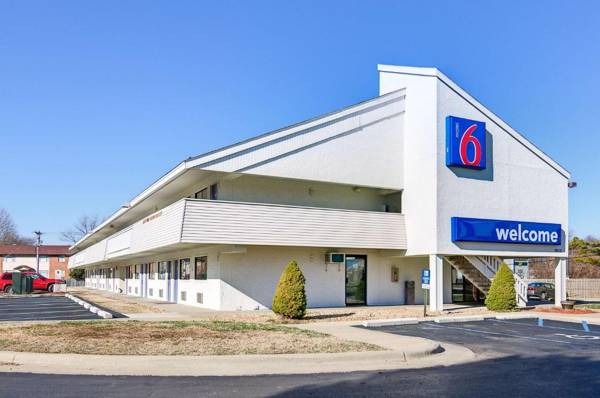 Motel 6-Springfield MO - North