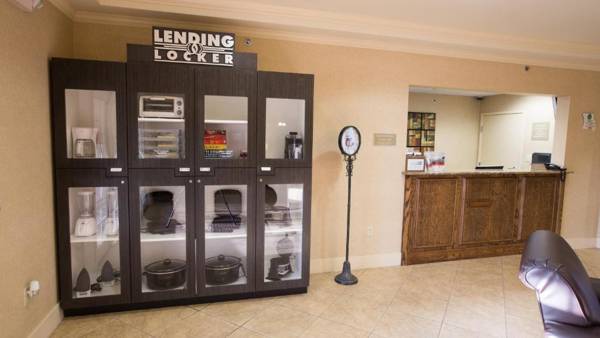 Candlewood Suites Springfield an IHG Hotel