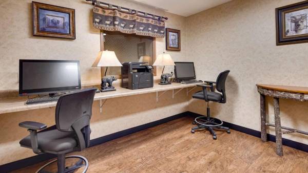 Workspace - Best Western Plus Kelly Inn & Suites