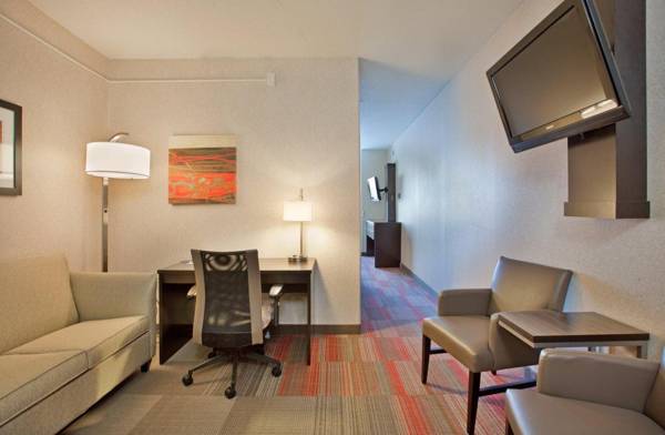 Workspace - Holiday Inn Express Hotel & Suites Beatrice