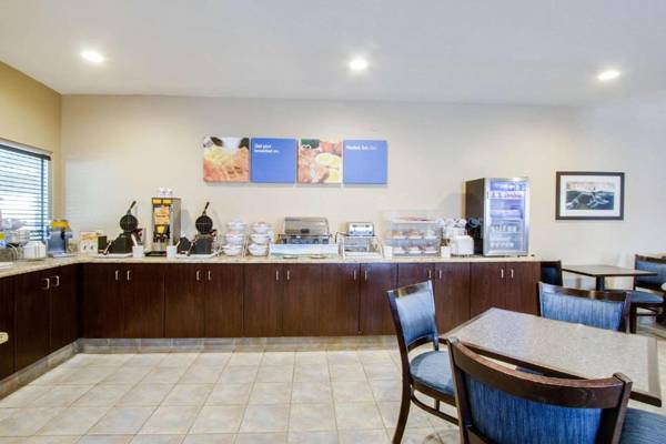 Comfort Inn & Suites Bellevue - Omaha Offutt AFB